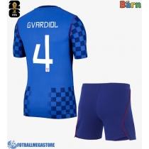 Fotballdrakt Barn Kroatia Josko Gvardiol #4 Bortedraktsett VM 2026 Kortermet (+ Korte bukser)